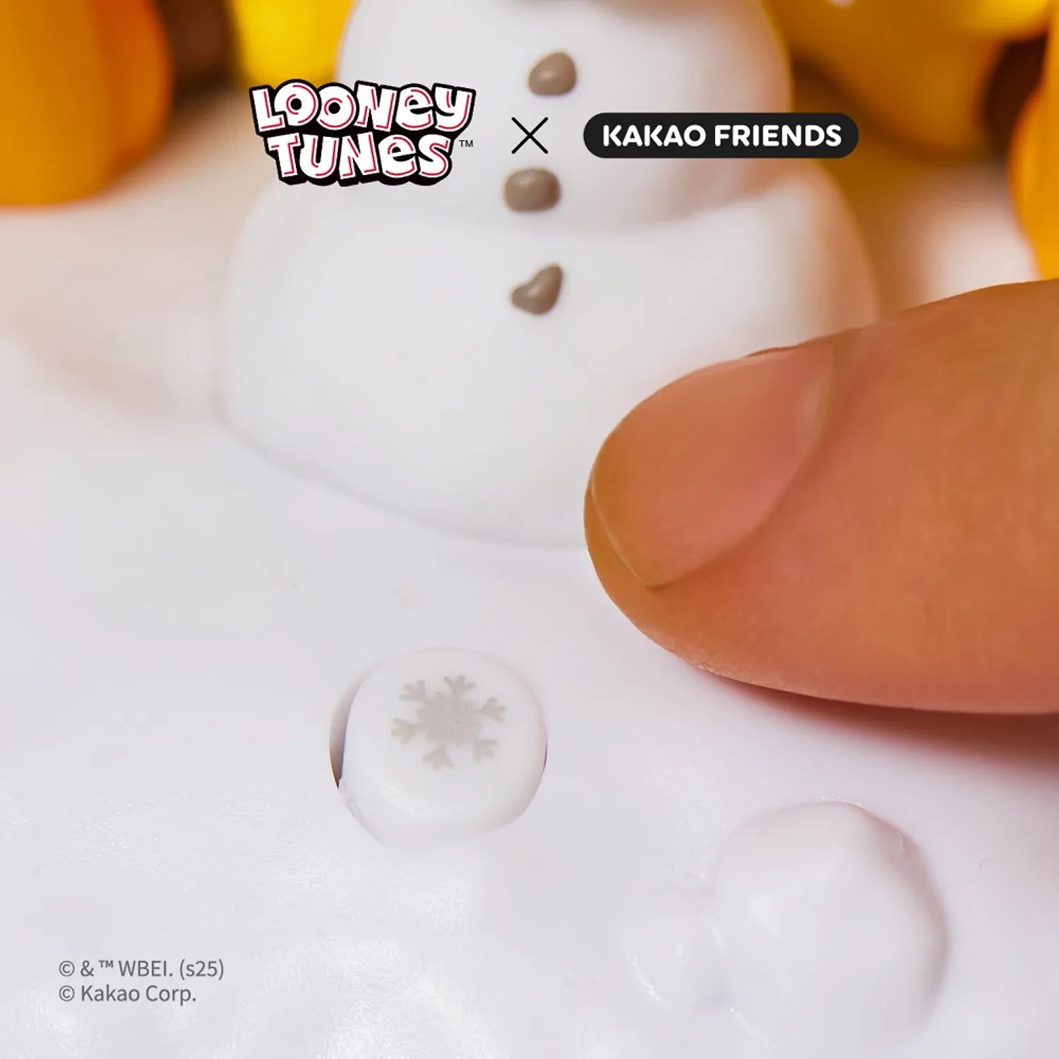 KAKAO FRIENDS  Looney Tunes X Friends Tweety Lighting Figure Baby Chunsik