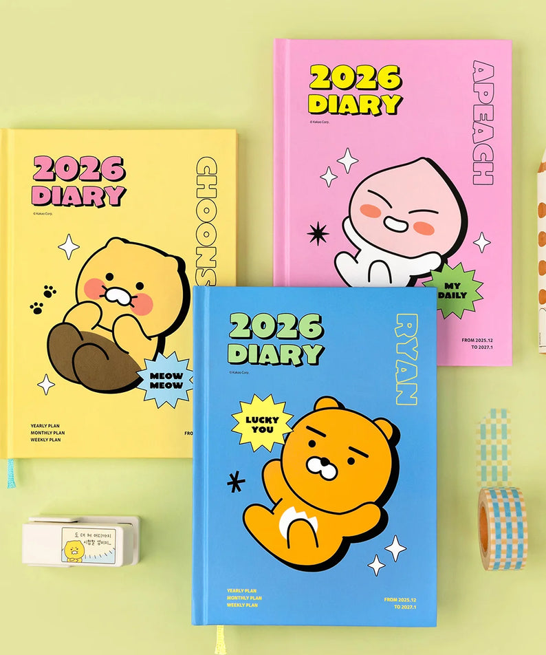 KAKAO FRIENDS Planner 2026 sur des couvertures colorées de journaux, mettant en scène des personnages de KAKAO FRIENDS pour 2026.