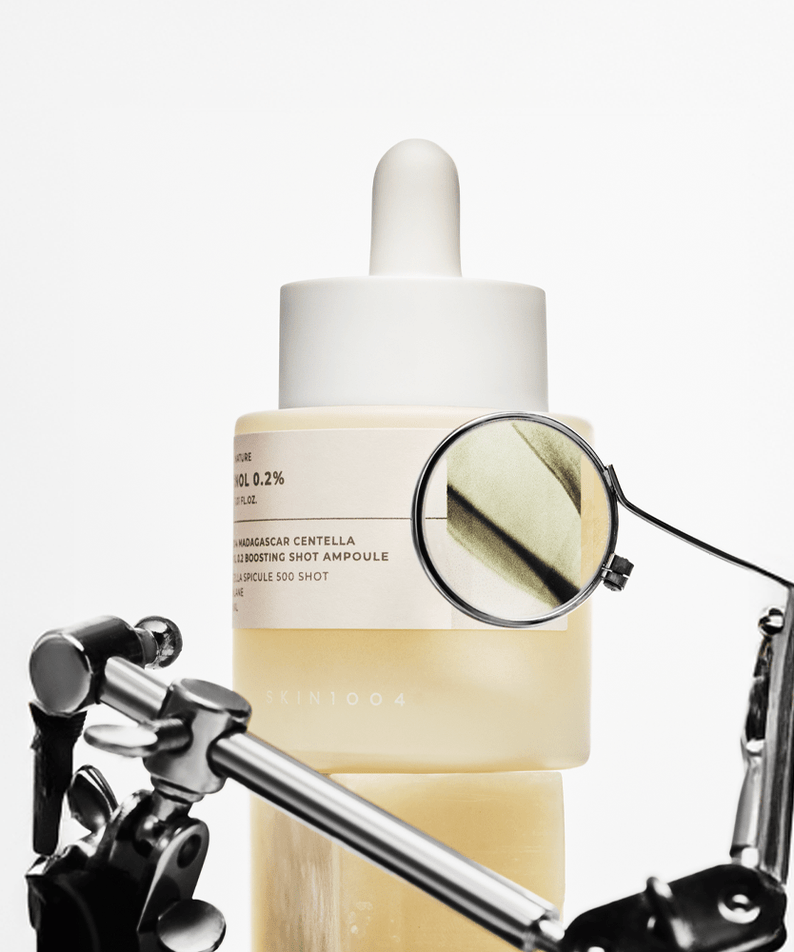 Ampoule SKIN1004 Madagascar Centella Retinol 0.2 Boosting Shot 30ml avec une loupe pour soins visage