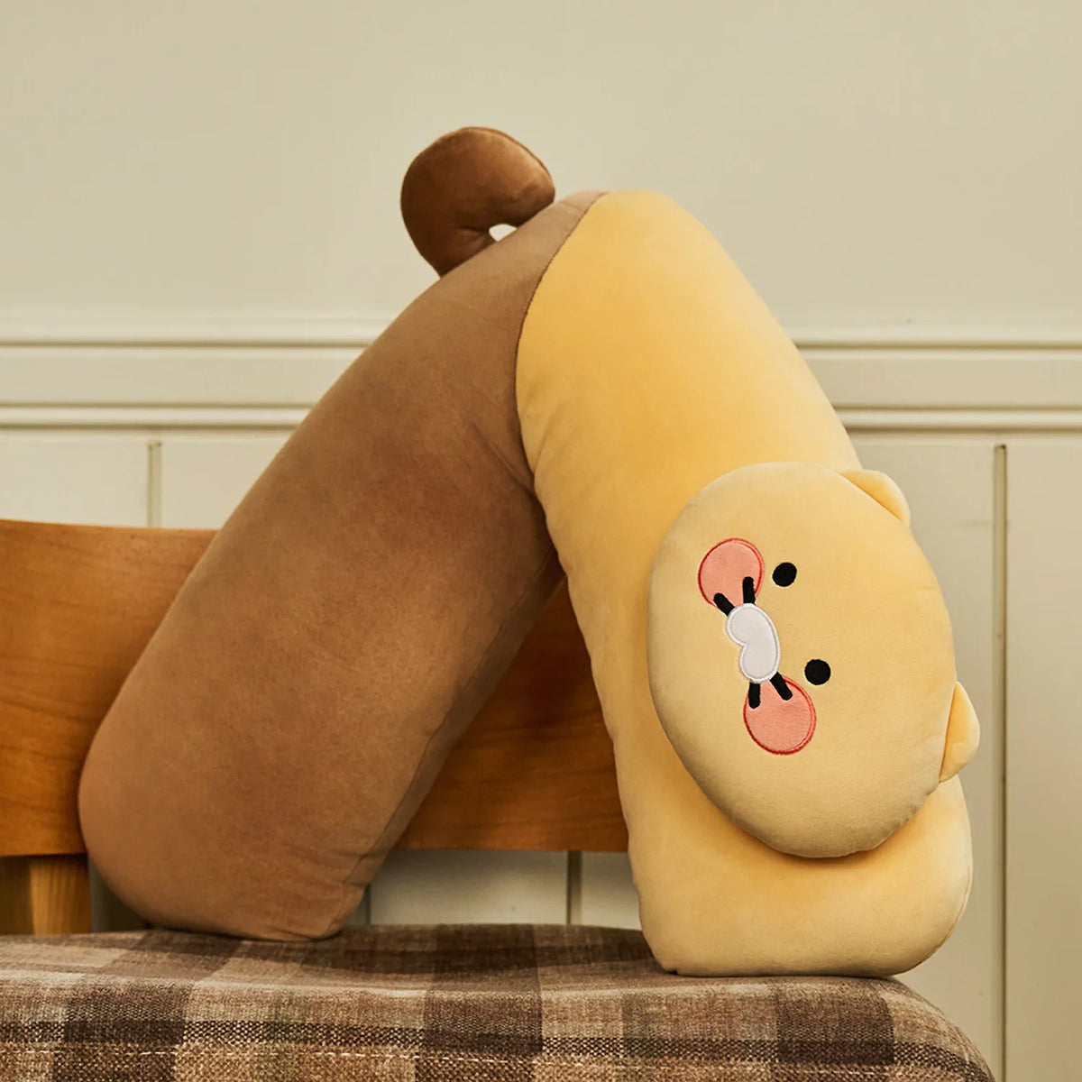 Coussin Peluche Chien Tête en Bas Chunsik - Kakao Friends